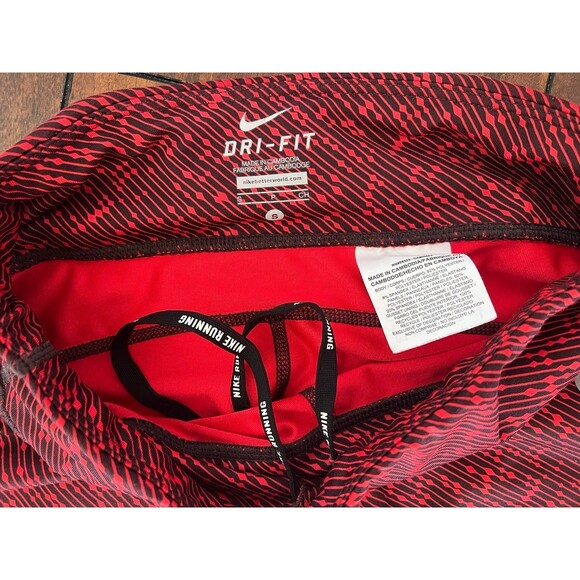 Nike DRI FIT Red and Black Capri Leggings Small - Picture 8 of 10